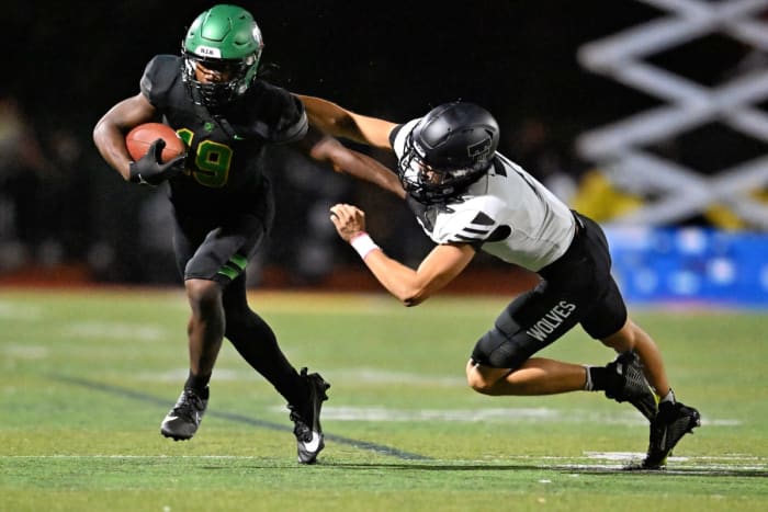 a West Linn Tualatin football Oregon October 5 2023 Leon Neuschwander 52